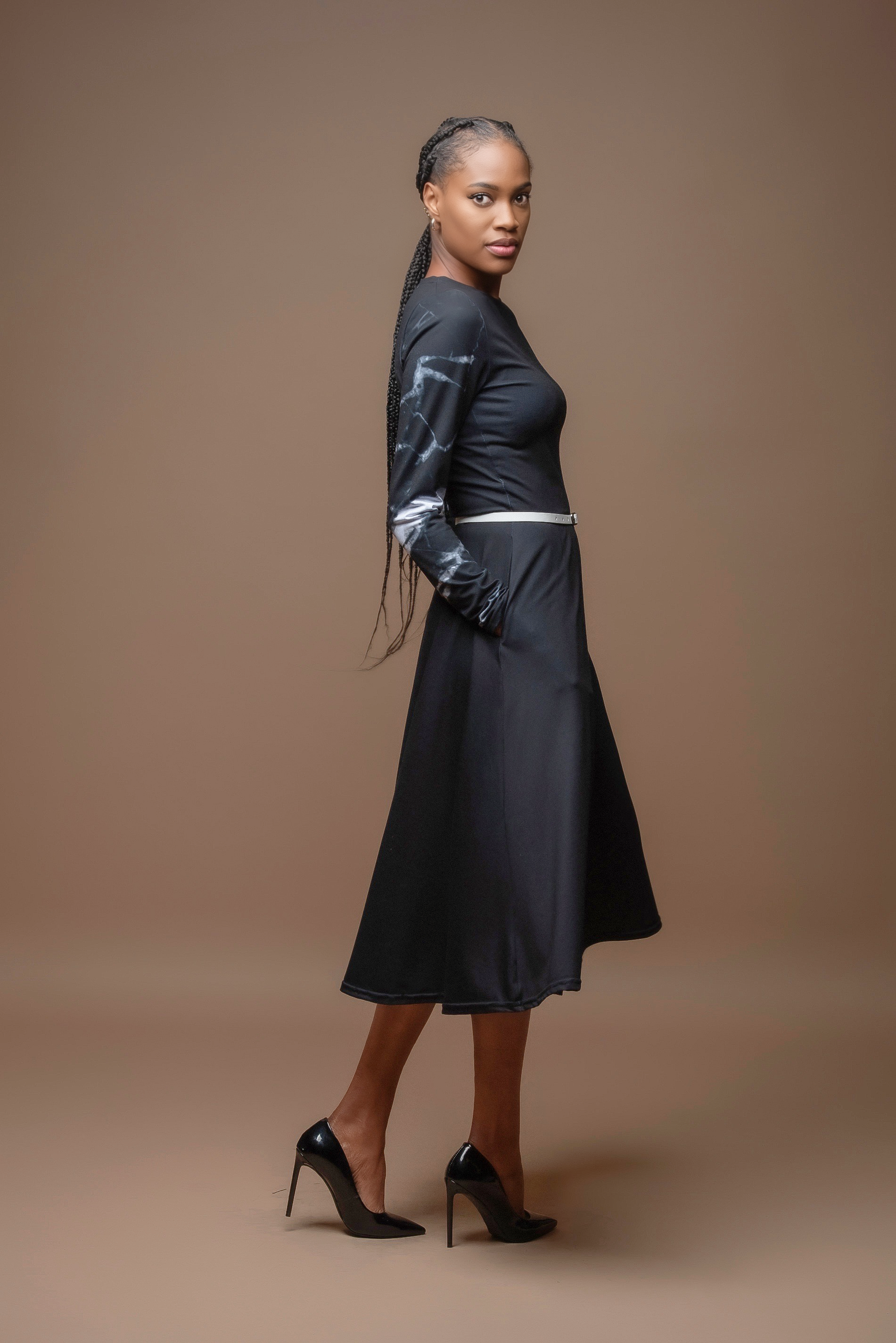Black Onyx women's Long Sleeve Midi Dress